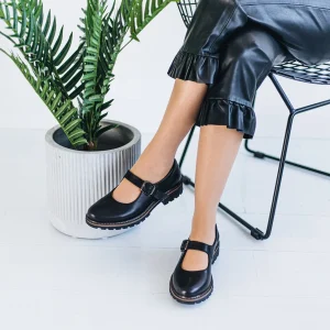 Black Leather Classic Chunky Mary Jane Flats