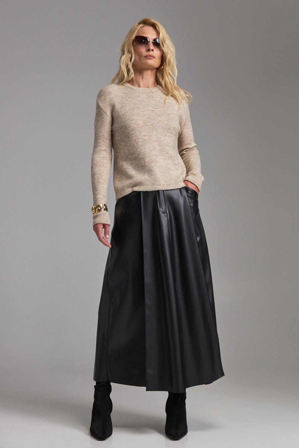 Wool Mohair Sweater Relaxed Fit Knit Jumper Soft Wool Mohair Sweater Relaxed Fit Knit Jumper Soft